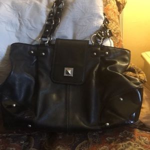 BCBGMAXAZRIA Large genuine leather black handbag. Used condition.